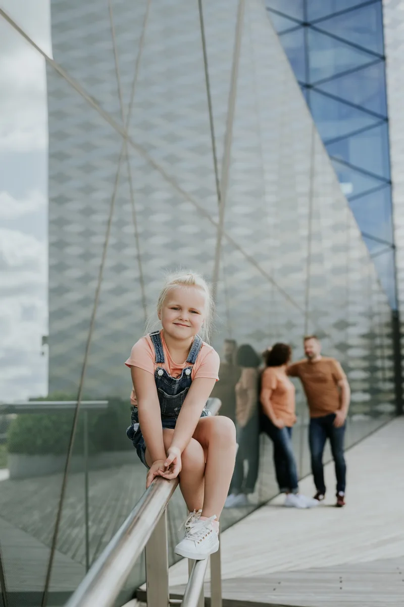 Family — Šviesos užrašai