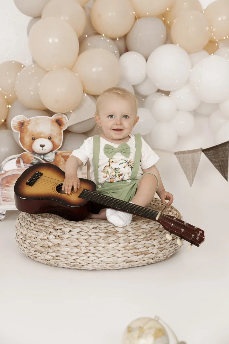 Cake smash fotosesija siauliuose — Silva Narkiene Photography