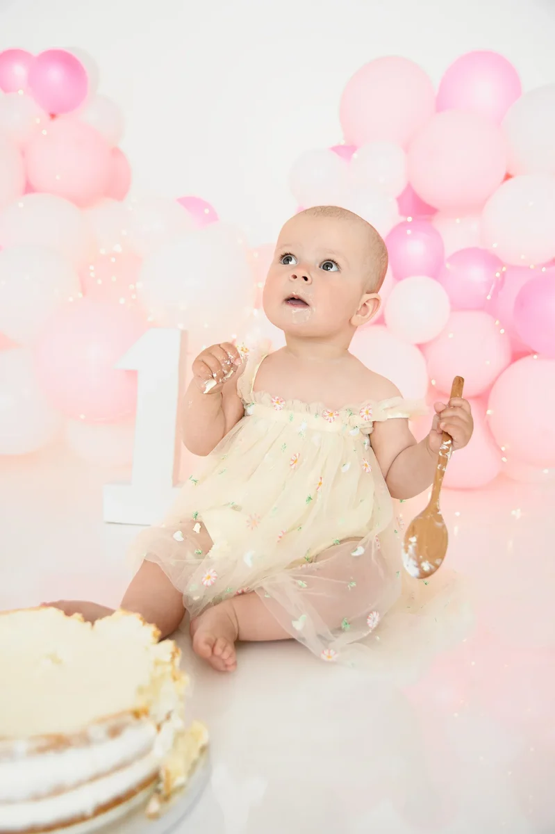 Cake smash fotosesija siauliuose — Silva Narkiene Photography