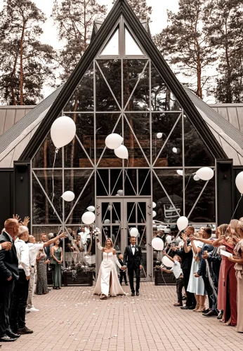 Dvyniu-foto-ir-makiazo-studija-Vestuviu-fotografavimas-Kaune -Vestuvine-fotosesija