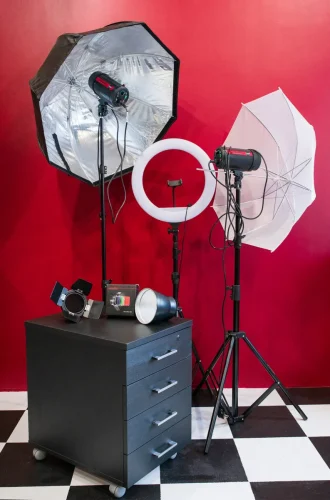 Fotostudijos-nuoma-Vilnius-trys-erdves-ir-viskas-ko-reikia-tavo-kurybai-32