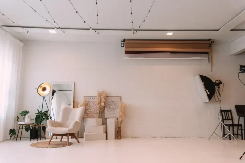 Minimaliste-studio-kaunas-erdve-tavo-kurybai-erdvi-foto-studija