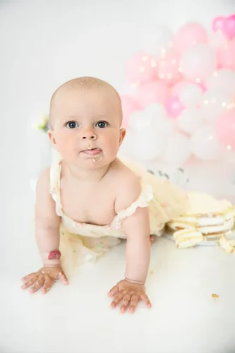 Silva-Narkiene-Photography-Gimtadieniai-cake-smash-fotosesijos-siauliuose-34