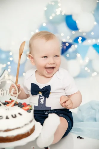 Silva-Narkiene-Photography-Gimtadieniai-cake-smash-fotosesijos-siauliuose-42