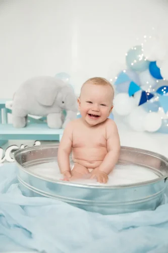 Silva-Narkiene-Photography-Gimtadieniai-cake-smash-fotosesijos-siauliuose-49