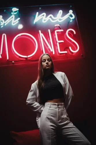 strike-a-pose-by-laura-asmenines-fotosesijos-Fotografas-Vilniuje-24