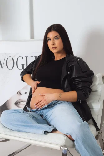 strike-a-pose-by-laura-laukimo-fotosesija-Fotografas-Vilniuje-32