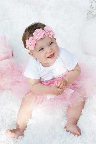 strike a pose by laura seimos fotosesija studijoje Fotografas Vilniuje