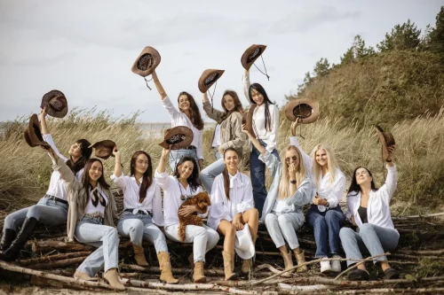 Ilona-Jadzeviciene-Zalia-photography-mergvakario-fotosesija-Klaipedoje-3