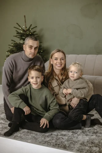 Ilona-Jadzeviciene-Zalia-photography-Seimos-fotosesijos-studijoje-Klaipeda-17